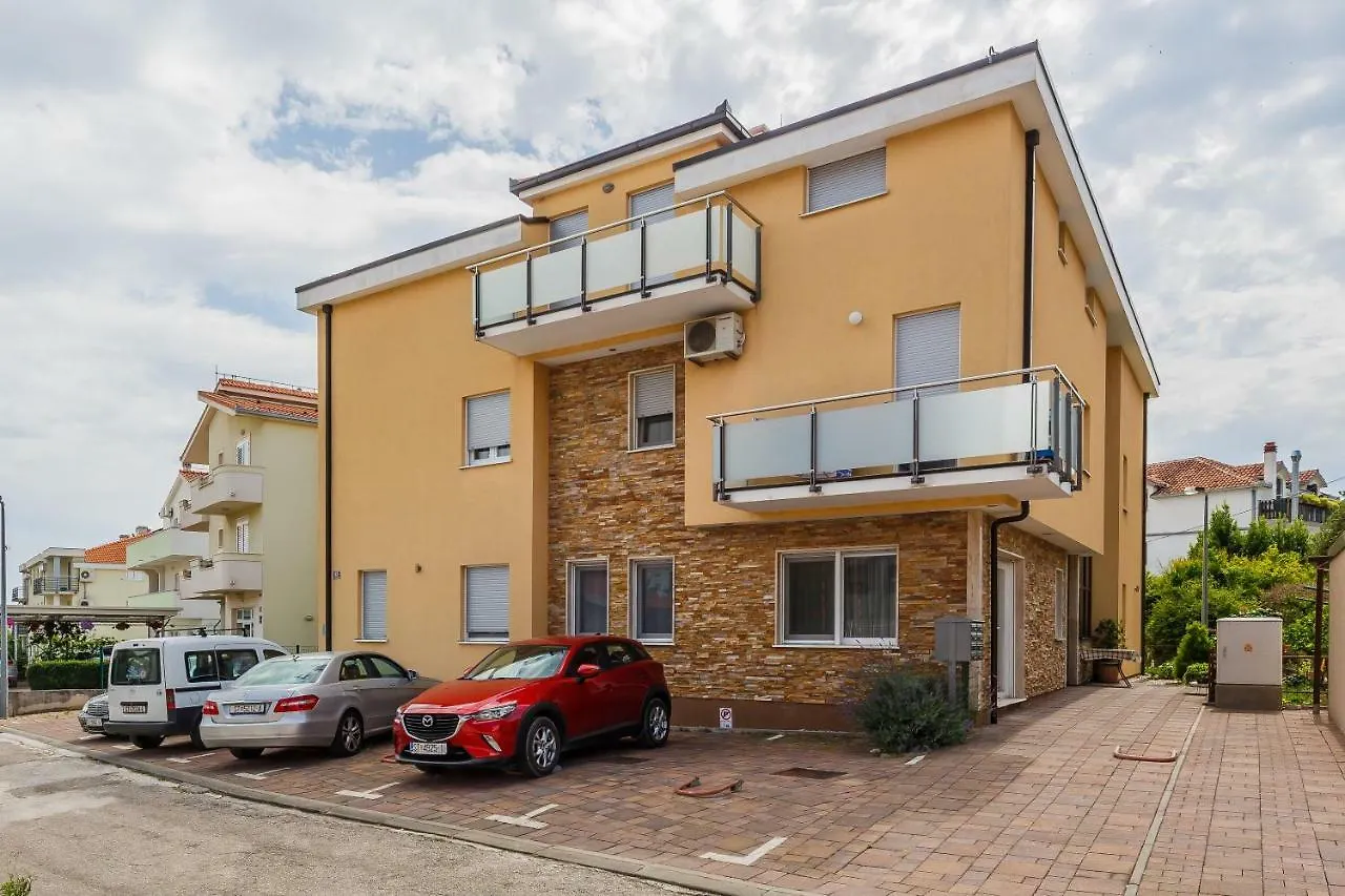 Apartman Amigo Apartment Kastela